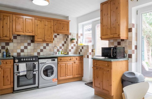 Cherry Hinton House | Fantastic 3 bedroom home with parking