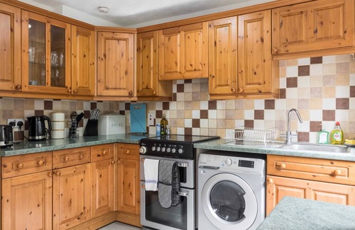 Cherry Hinton House | Fantastic 3 bedroom home with parking