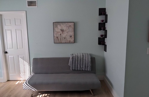 University City House | Fantastic 3-bedroom house with AC in sunny San Diego