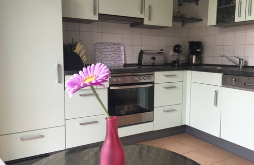 Redewisch Apartment | Fantastic 3-room apartment close to the beach, free WLAN, beach chair