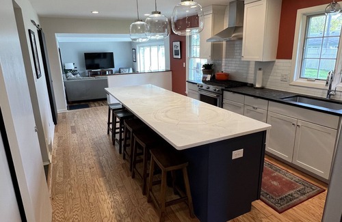 Dicken House | Fantastic 4-Bedroom Family Home - Short Walk to Michigan Stadium
