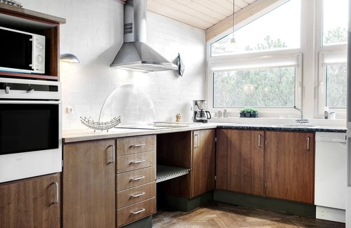 Lodbjerg Hede House | Fantastic 5-star house with swimming pool for 12 people on the North Sea