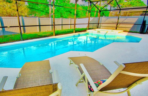 Clear Creek House | Fantastic 5BD House w/Private Pool - 9mi/Disney!