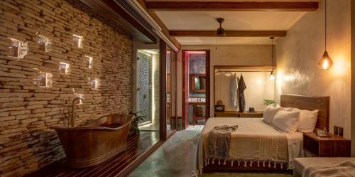 Zama Villa | Fantastic 6BR Luxury Penthouse Villa 12ppl Rooftop Pool & Bathtub