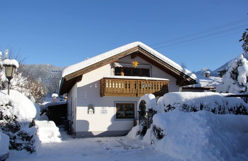 Oberammergau Apartment | Fantastic 93 m² holiday apartment in Oberammergau in a modern alpine style