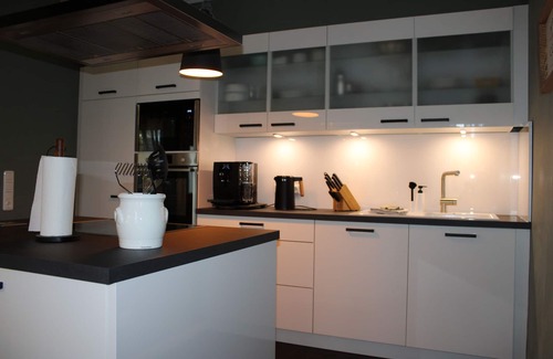 Heeslingen Apartment | Fantastic accessible vacation apartment with pool, jacuzzi & sauna in country house style