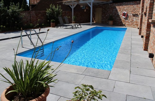 Heeslingen Apartment | Fantastic accessible vacation apartment with pool, jacuzzi & sauna in country house style