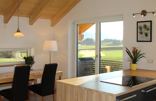 Eglfing Apartment | Fantastic Alpine panorama, unique landscape with beautiful swimming lakes