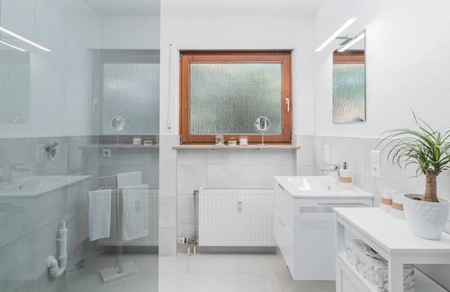 Bittenfeld Apartment | Fantastic apartment with balcony & parking space