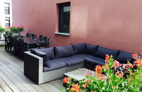 Petershausen-West Apartment | Fantastic apartment overlooking the Rhine 163m², 5 BR., Large terrace