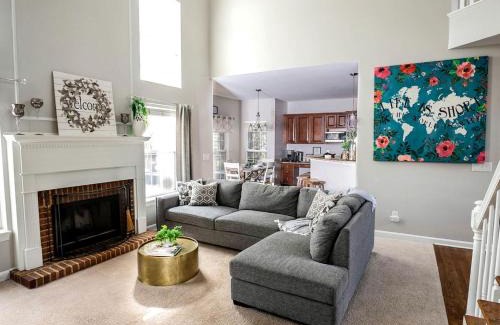 Charlotte House | Fantastic Cottage with Fire Pit and Barbecue in Charlotte, North Carolina