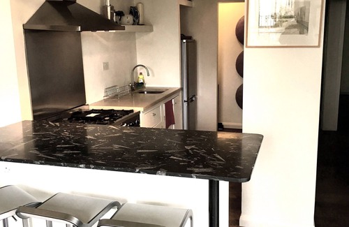 Holland Park Apartment | Fantastic Dual Aspect 2 Bed Appartment in Holland Park, Kensington