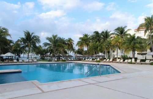 Punta Cancun Apartment | Fantastic family villa on the best beach of Cancun