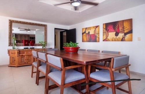 Punta Cancun Apartment | Fantastic family villa on the best beach of Cancun