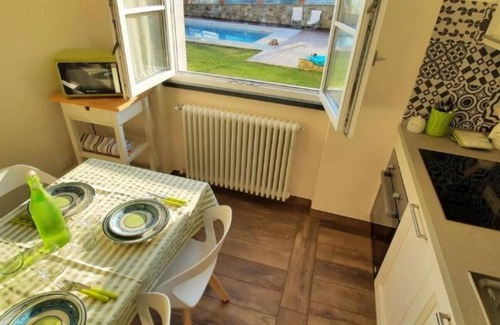 Sesta Godano Apartment | Fantastic farmhouse with pool one step away from Cinque Terre. app V