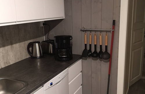 Korshamn House | Fantastic fishing hut with sea view directly on the