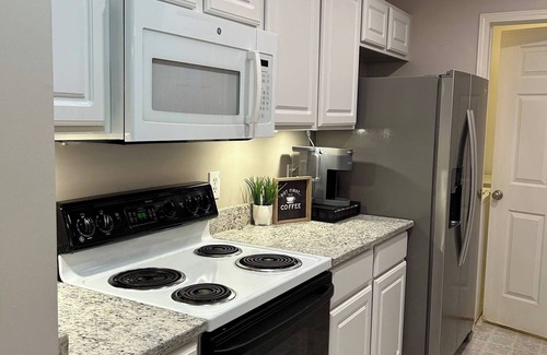Strongsville Condo | Fantastic Get Away Condo In Strongsville!