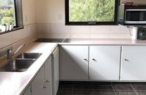 Cashmere House | Fantastic Holiday Home, Lower Cashmere