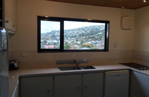 Cashmere House | Fantastic Holiday Home, Lower Cashmere