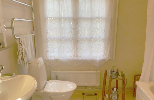 Urshult House | Fantastic holiday home with own lake plot at Mien | SE06045