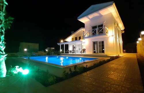 Narlidere Villa | Fantastic holiday house. Toscana feeling by foça