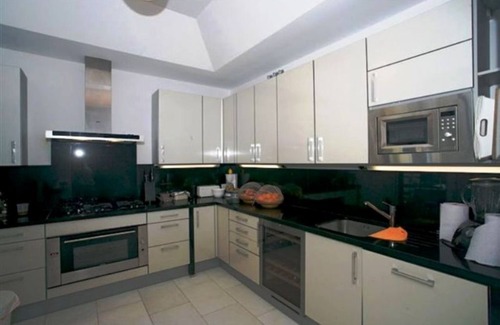 Sotogrande House | FANTASTIC HOUSE IN FIRST LINE OF MARINA SOTOGRANDE, ONE MINUTE FROM THE BEACH.