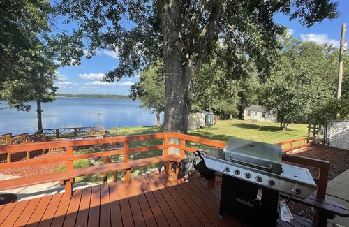 Cason House | Fantastic House in Lake Welsh, lake activities, Internet, Pet friendly