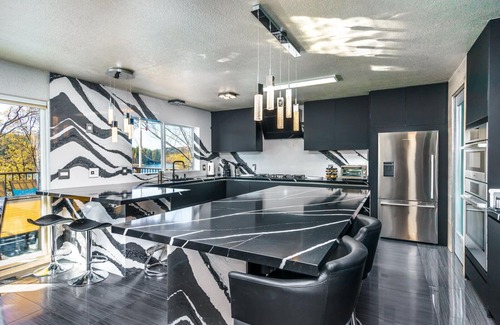 Groveland House | Fantastic Lake Front Home!