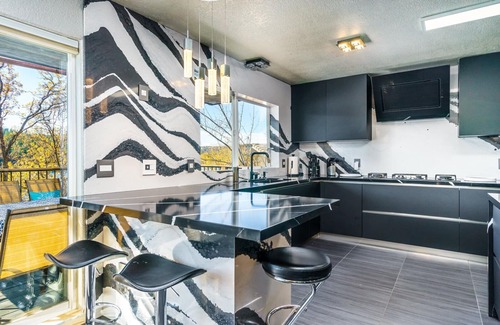 Groveland House | Fantastic Lake Front Home!