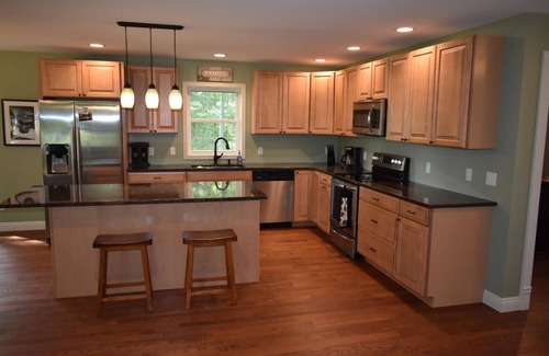 Oscoda House | Fantastic Lake House Getaway!