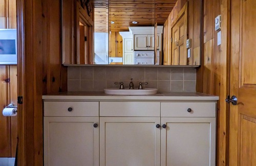 Esterel Ski Chalet | Fantastic lakeside chalet with stunning views!
