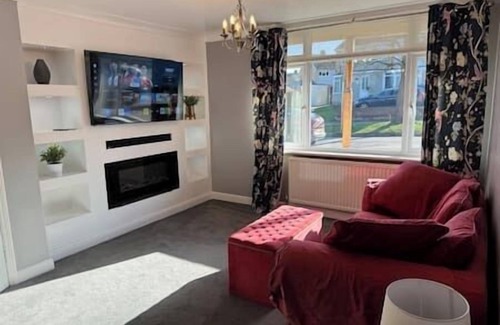 Ipswich House | Fantastic Large 3 Bedroom House - Perfect for Families!