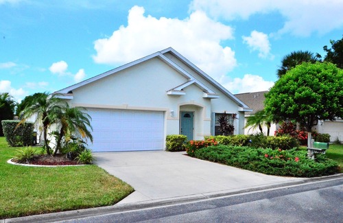 Beachwalk Isles House | Fantastic location directly on the lake, with pool and sun terrace on the west side