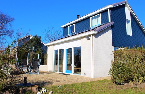 De Koog House | Fantastic location on the lake, Beach Park Texel, house 158