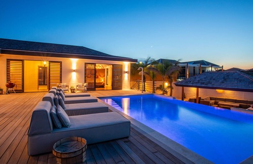 Jan Thiel Villa | Fantastic luxurious villa with the most amazing panoramic view!