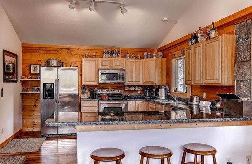 Saint Mary's House | Fantastic Mountain Home