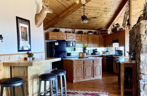 Smithville Cabin | Fantastic mountain views, game room, 16 acres, high speed Internet and privacy.