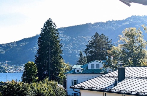 Gmunden Apartment | Fantastic, new holiday apartment in a top location with parking space.