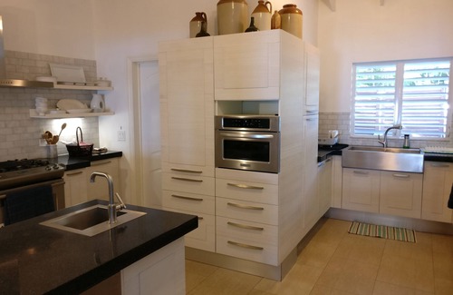 Dickenson Bay House | Fantastic Ocean Front Home 5 min walk to Kite Surf Antigua & Jabberwock Beach