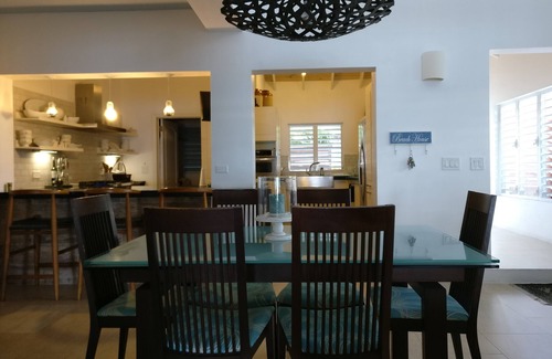 Dickenson Bay House | Fantastic Ocean Front Home 5 min walk to Kite Surf Antigua & Jabberwock Beach