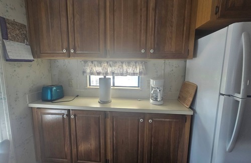 Sebring House | Fantastic Park Model with AC in charming Sebring