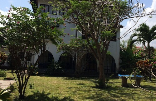 Ukunda House | Fantastic private beach paradise on Galu Beach Diani