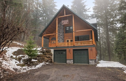 Parkdale House | Fantastic Rustic Mountain Lodge, Game Room w/Pool Table, *Pet Friendly* Close 2 Gov Camp & Hood Riv