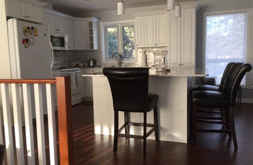 East Kootenay House | Fantastic Reviews :