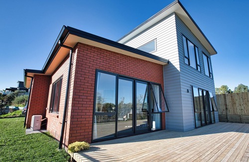 Hamilton Villa | Fantastic River View- Brand New Home 4 bedrooms Villa