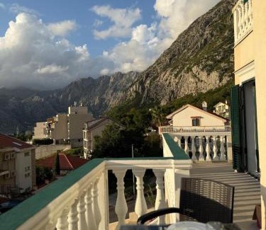 Dobrota Apartment | Fantastic sea view in Kotor