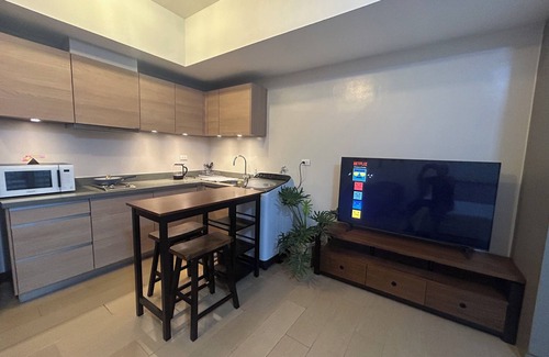 Pinagsama Condo | Fantastic Step to the Venice