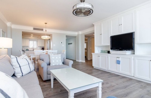 Wrightsville Beach Condo | Fantastic upgraded Station One condo
