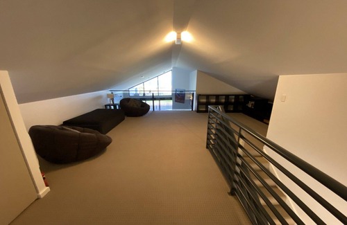 Jurien Bay Villa | Fantastic upstairs Penthouse Apartment, truly The Pearl of the bay.