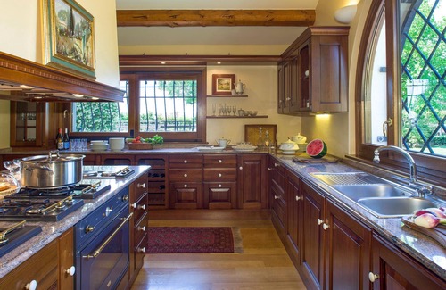 Ponte Rio House | Fantastic vacation home with pool in the province of Ancona.
